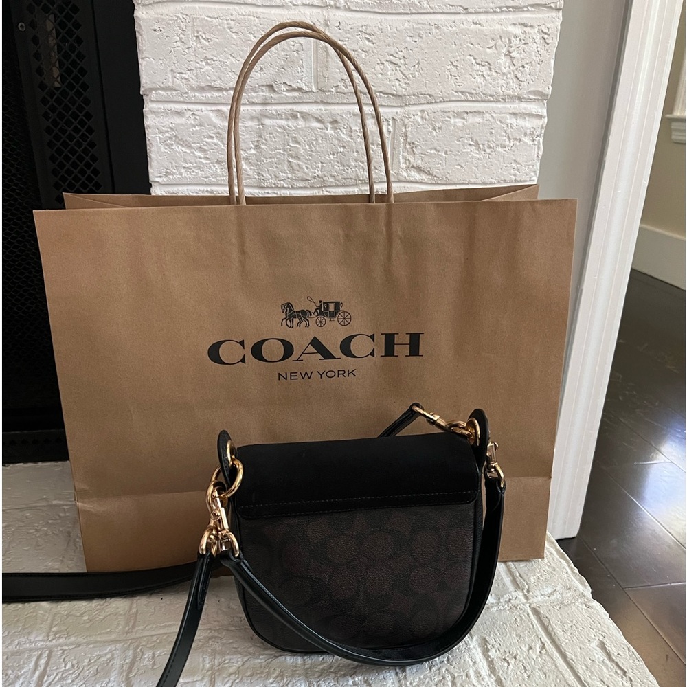 Coach IM/BROWN/BLACK. Never used comes with original packaging and tag. - Picture 2 of 4